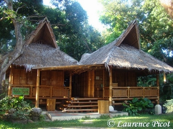 la chambre et le spa de l'hotel Pura vida